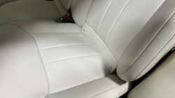 2024 (24) LAND ROVER RANGE ROVER 3.0 D350 Autobiography 4dr Auto 5289672