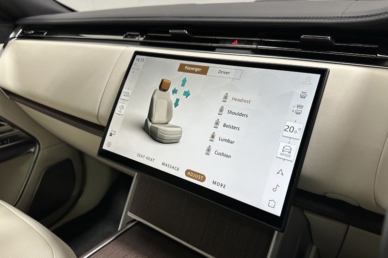 2024 (24) LAND ROVER RANGE ROVER 3.0 D350 Autobiography 4dr Auto 5289662