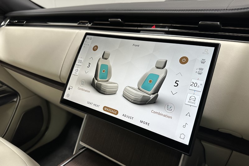 2024 (24) LAND ROVER RANGE ROVER 3.0 D350 Autobiography 4dr Auto 5289660