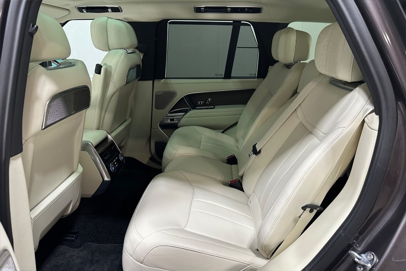 2024 (24) LAND ROVER RANGE ROVER 3.0 D350 Autobiography 4dr Auto 5289628