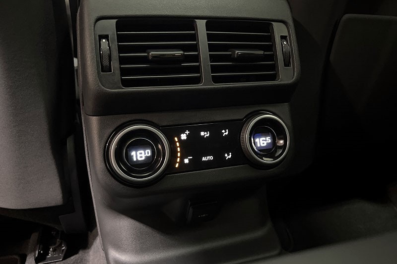 2024 (24) LAND ROVER RANGE ROVER VELAR 3.0 P400 MHEV Autobiography 5dr Auto 5261076