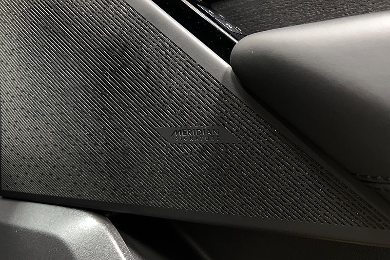 2024 (24) LAND ROVER RANGE ROVER VELAR 3.0 P400 MHEV Autobiography 5dr Auto 5261044