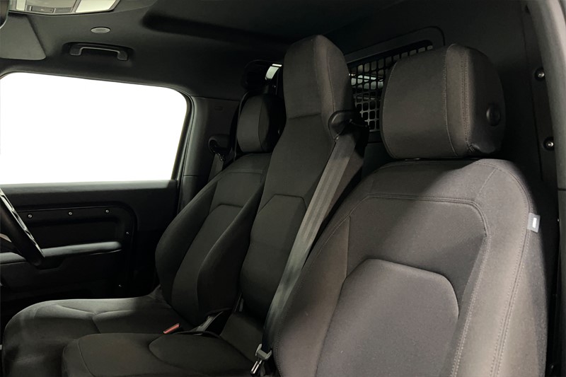 2024 (24) LAND ROVER COMMERCIAL DEFENDER 3.0 D250 Hard Top Auto [3 Seat] 5271165