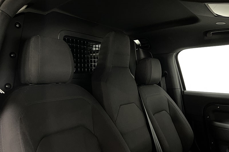 2024 (24) LAND ROVER COMMERCIAL DEFENDER 3.0 D250 Hard Top Auto [3 Seat] 5271184