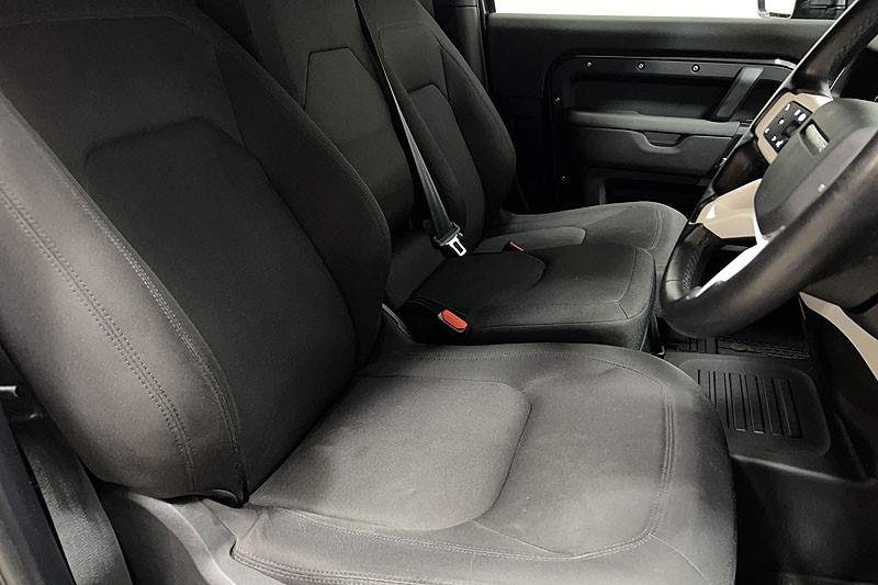 2024 (24) LAND ROVER COMMERCIAL DEFENDER 3.0 D250 Hard Top Auto [3 Seat] 5271185