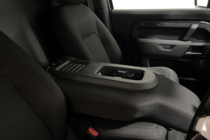 2024 (24) LAND ROVER COMMERCIAL DEFENDER 3.0 D250 Hard Top Auto [3 Seat] 5271181