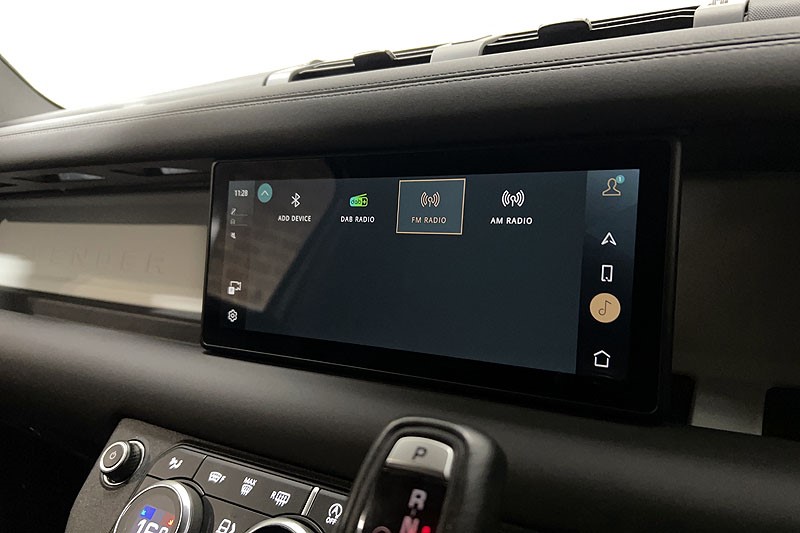 2024 (24) LAND ROVER COMMERCIAL DEFENDER 3.0 D250 Hard Top Auto [3 Seat] 5271199