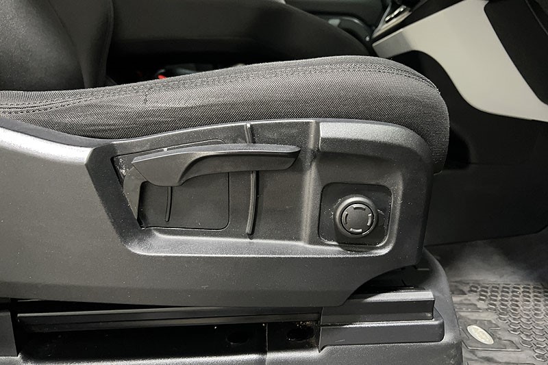 2024 (24) LAND ROVER COMMERCIAL DEFENDER 3.0 D250 Hard Top Auto [3 Seat] 5271178