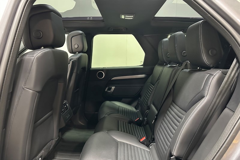 2025 (25) LAND ROVER DISCOVERY 3.0 D350 Dynamic SE 5dr Auto 5275073