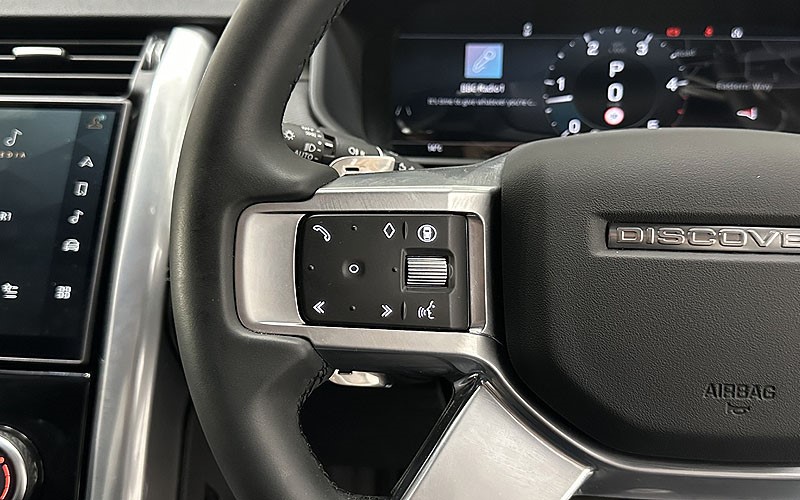 2025 (25) LAND ROVER DISCOVERY 3.0 D350 Dynamic SE 5dr Auto 5275091