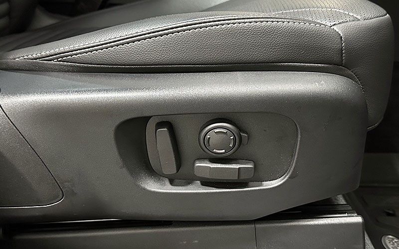 2025 (25) LAND ROVER DISCOVERY 3.0 D350 Dynamic SE 5dr Auto 5275086