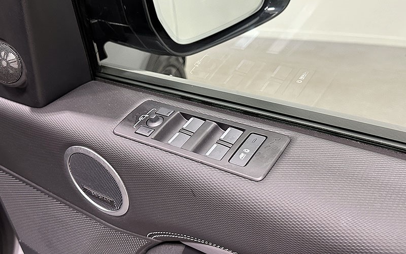 2025 (25) LAND ROVER DISCOVERY 3.0 D350 Dynamic SE 5dr Auto 5275082