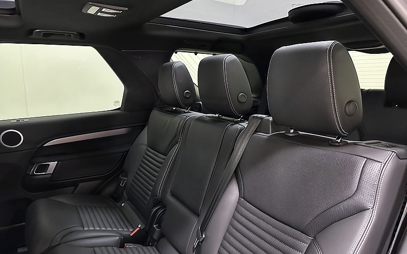 2025 (25) LAND ROVER DISCOVERY 3.0 D350 Dynamic SE 5dr Auto 5275109