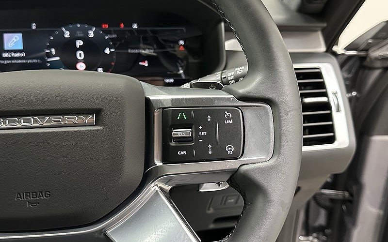 2025 (25) LAND ROVER DISCOVERY 3.0 D350 Dynamic SE 5dr Auto 5275092
