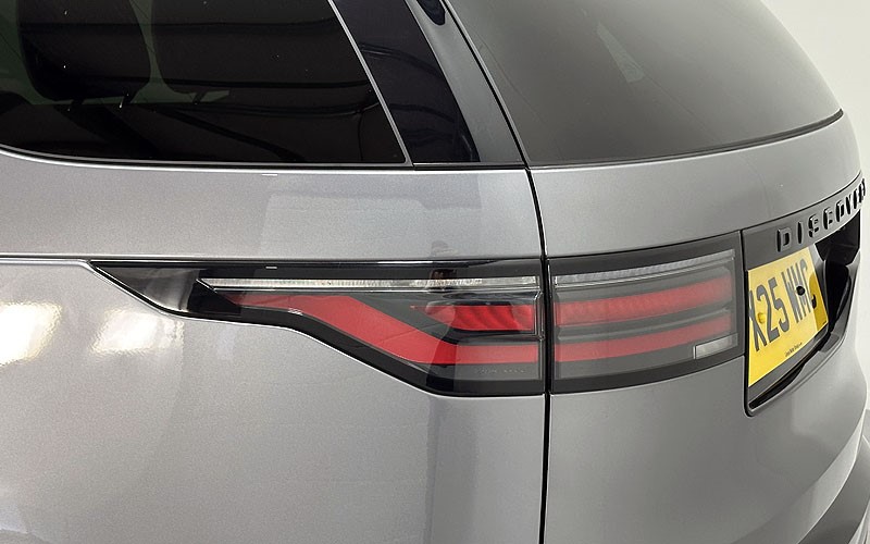 2025 (25) LAND ROVER DISCOVERY 3.0 D350 Dynamic SE 5dr Auto 5275117