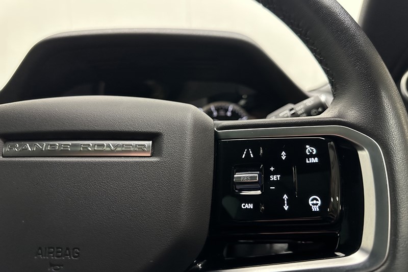 2023 (23) LAND ROVER RANGE ROVER EVOQUE 1.5 P300e Evoque Edition 5dr Auto 5268445