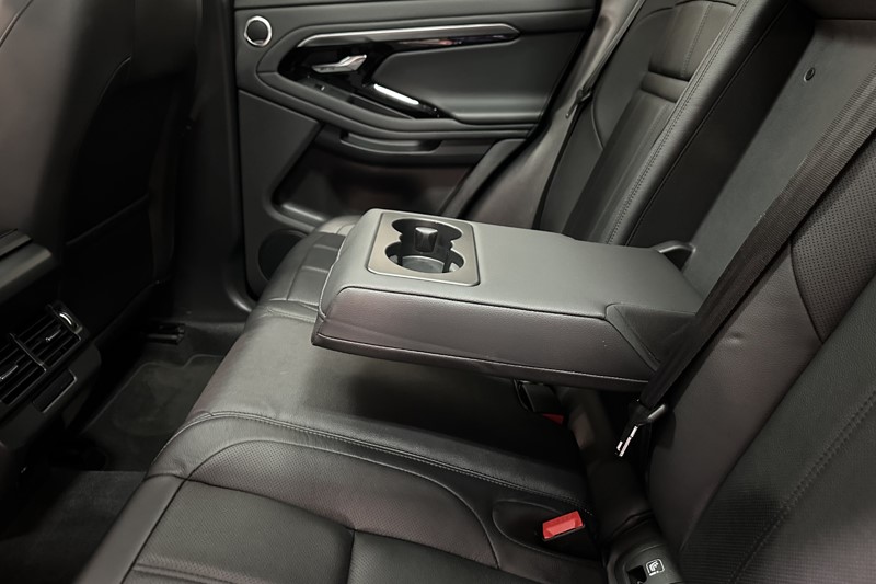 2023 (23) LAND ROVER RANGE ROVER EVOQUE 1.5 P300e Evoque Edition 5dr Auto 5268464