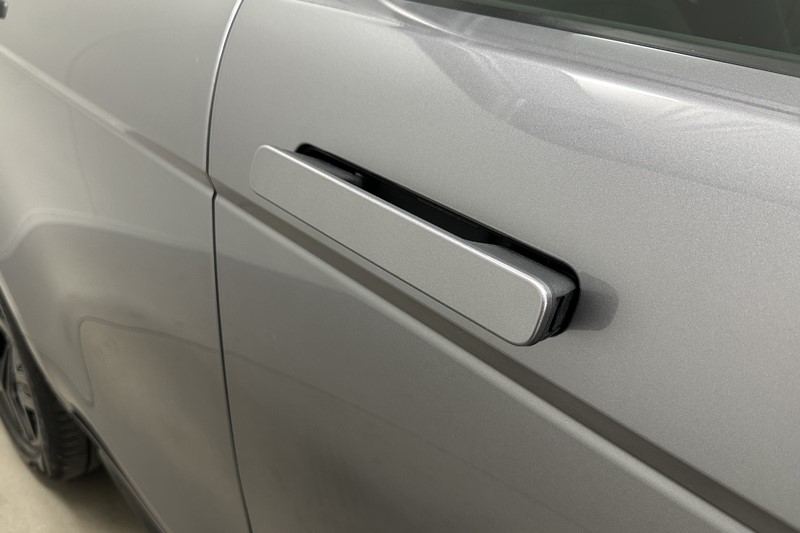 2023 (23) LAND ROVER RANGE ROVER EVOQUE 1.5 P300e Evoque Edition 5dr Auto 5268475