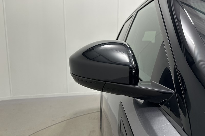 2023 (23) LAND ROVER RANGE ROVER EVOQUE 1.5 P300e Evoque Edition 5dr Auto 5268476