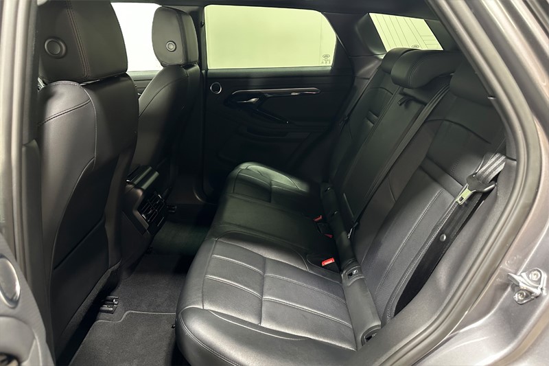 2023 (23) LAND ROVER RANGE ROVER EVOQUE 1.5 P300e Evoque Edition 5dr Auto 5268427