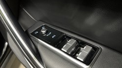 2024 (24) JAGUAR F-PACE 2.0 D200 R-Dynamic SE Black 5dr Auto AWD 5272958