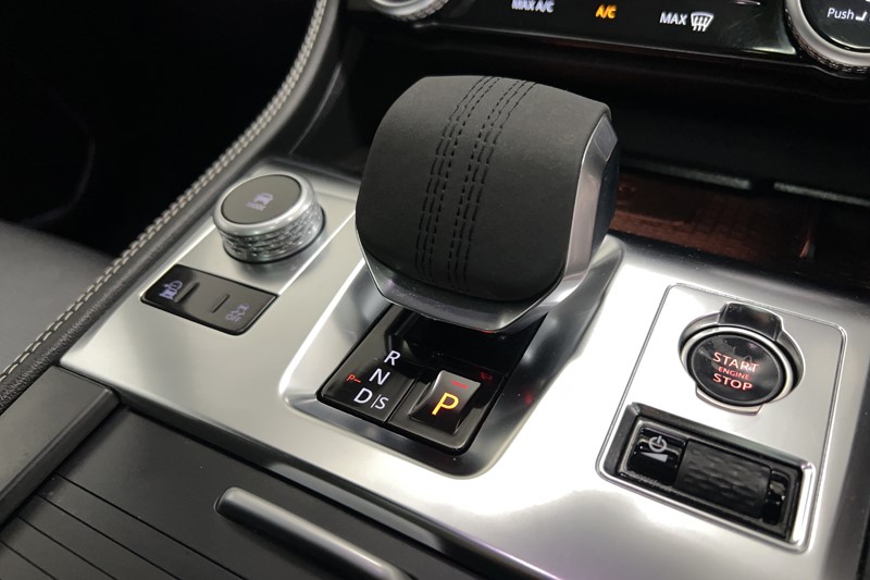 2024 (24) JAGUAR F-PACE 2.0 D200 R-Dynamic SE Black 5dr Auto AWD 5272969