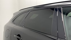 2024 (24) JAGUAR F-PACE 2.0 D200 R-Dynamic SE Black 5dr Auto AWD 5272995