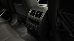 2024 (24) JAGUAR F-PACE 2.0 D200 R-Dynamic SE Black 5dr Auto AWD 5272956