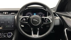 2024 (24) JAGUAR F-PACE 2.0 D200 R-Dynamic SE Black 5dr Auto AWD 5272955