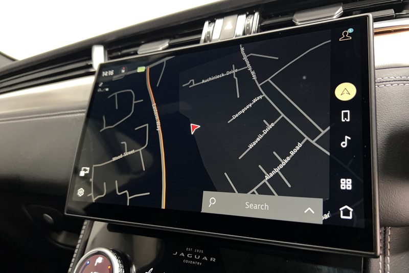 2024 (24) JAGUAR F-PACE 2.0 D200 R-Dynamic SE Black 5dr Auto AWD 5272976