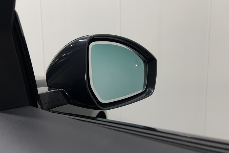 2024 (24) JAGUAR F-PACE 2.0 D200 R-Dynamic SE Black 5dr Auto AWD 5272960