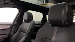 2024 (24) JAGUAR F-PACE 2.0 D200 R-Dynamic SE Black 5dr Auto AWD 5272984