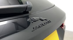 2024 (24) JAGUAR F-PACE 2.0 D200 R-Dynamic SE Black 5dr Auto AWD 5272994
