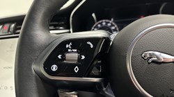 2024 (24) JAGUAR F-PACE 2.0 D200 R-Dynamic SE Black 5dr Auto AWD 5267494