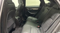 2024 (24) JAGUAR F-PACE 2.0 D200 R-Dynamic SE Black 5dr Auto AWD 5267475