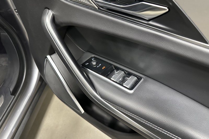 2024 (24) JAGUAR F-PACE 2.0 D200 R-Dynamic SE Black 5dr Auto AWD 5267486