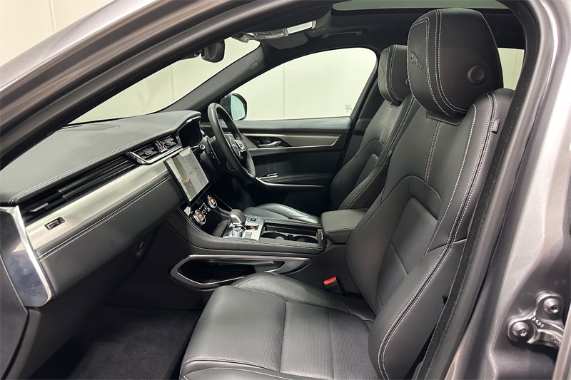 2024 (24) JAGUAR F-PACE 2.0 D200 R-Dynamic SE Black 5dr Auto AWD 5267474