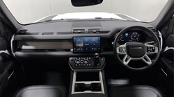 2025 (25) LAND ROVER DEFENDER 3.0 D250 X-Dynamic SE 110 5dr Auto 5268531