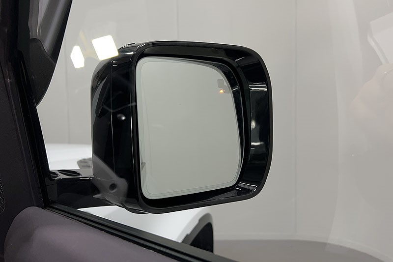 2025 (25) LAND ROVER DEFENDER 3.0 D250 X-Dynamic SE 110 5dr Auto 5268538