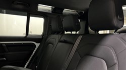 2025 (25) LAND ROVER DEFENDER 3.0 D250 X-Dynamic SE 110 5dr Auto 5268560