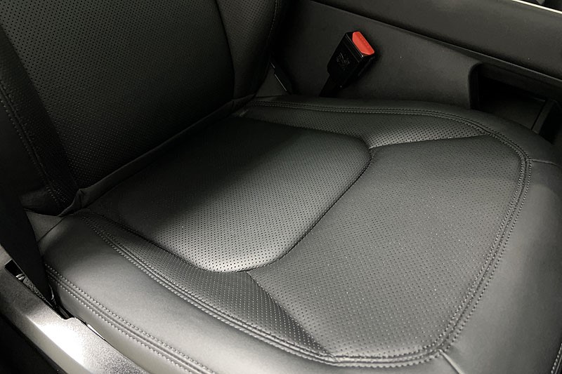 2025 (25) LAND ROVER DEFENDER 3.0 D250 X-Dynamic SE 110 5dr Auto 5268540