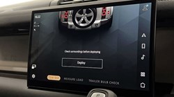 2025 (25) LAND ROVER DEFENDER 3.0 D250 X-Dynamic SE 110 5dr Auto 5268556