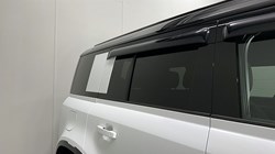 2025 (25) LAND ROVER DEFENDER 3.0 D250 X-Dynamic SE 110 5dr Auto 5268573