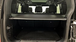 2025 (25) LAND ROVER DEFENDER 3.0 D250 X-Dynamic SE 110 5dr Auto 5268565