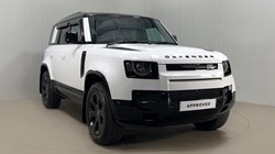 2025 (25) LAND ROVER DEFENDER 3.0 D250 X-Dynamic SE 110 5dr Auto 5268523