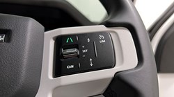 2025 (25) LAND ROVER DEFENDER 3.0 D250 X-Dynamic SE 110 5dr Auto 5268544