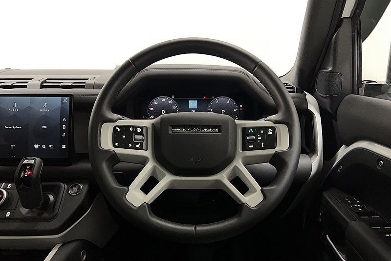 2025 (25) LAND ROVER DEFENDER 3.0 D250 X-Dynamic SE 110 5dr Auto 5268533