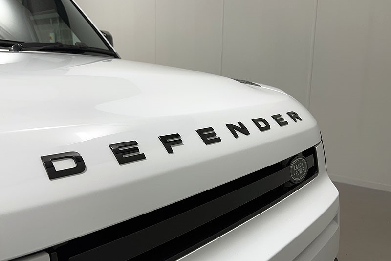 2025 (25) LAND ROVER DEFENDER 3.0 D250 X-Dynamic SE 110 5dr Auto 5268578