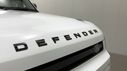 2025 (25) LAND ROVER DEFENDER 3.0 D250 X-Dynamic SE 110 5dr Auto 5268578
