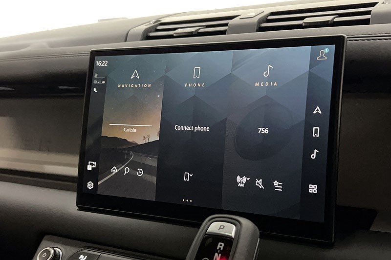 2025 (25) LAND ROVER DEFENDER 3.0 D250 X-Dynamic SE 110 5dr Auto 5268550